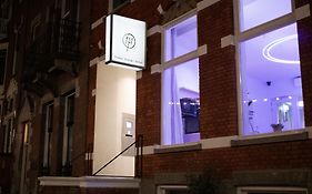 Hotel 171